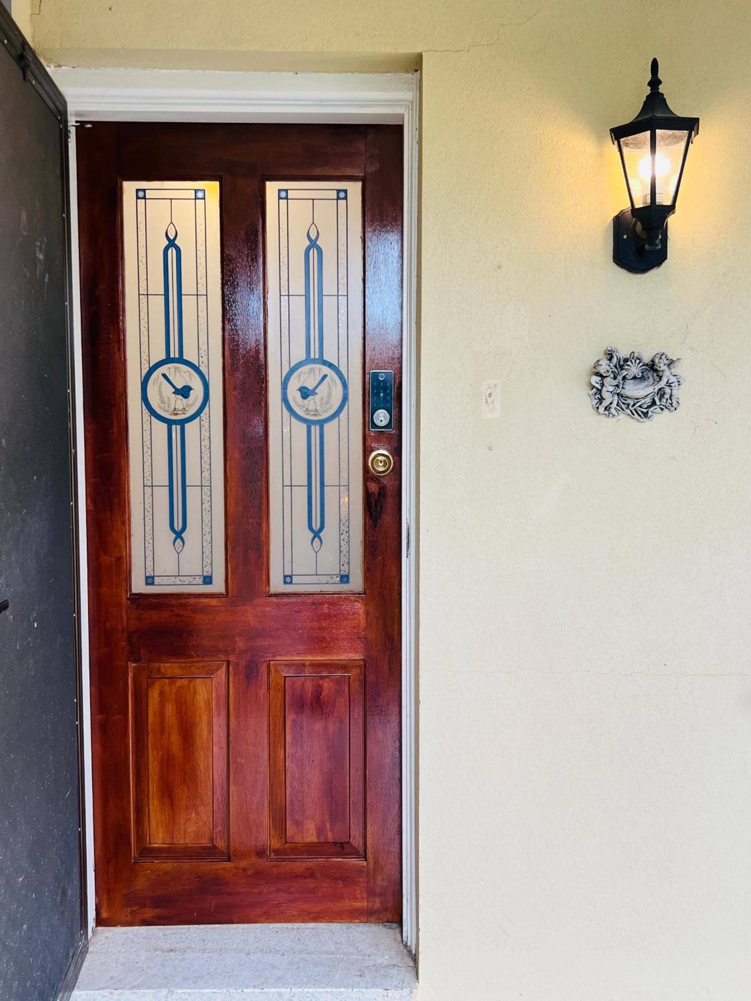סיינט אלבאנס Cosy 4Br Home 15 Minutes Away From Melbourne Airport מראה חיצוני תמונה