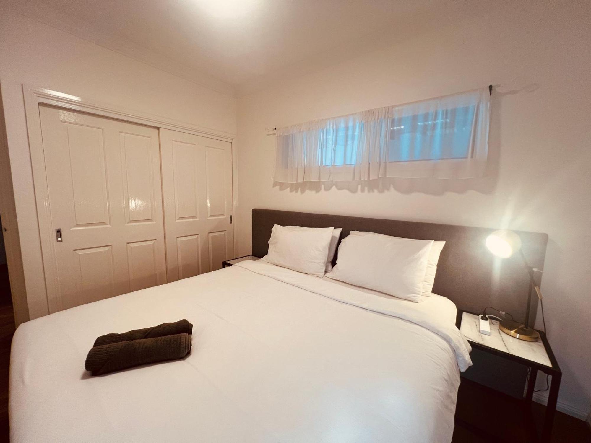 סיינט אלבאנס Cosy 4Br Home 15 Minutes Away From Melbourne Airport מראה חיצוני תמונה