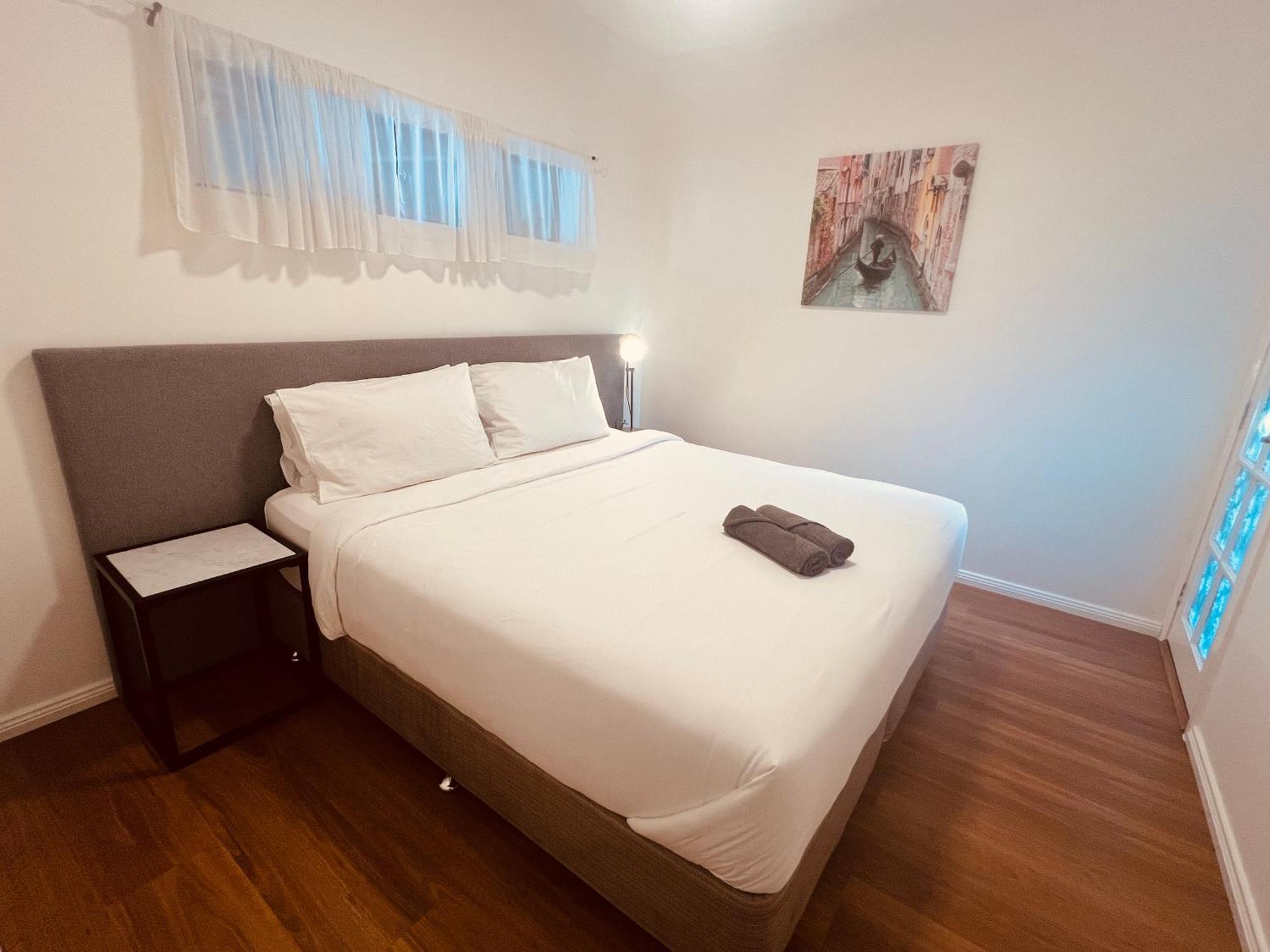 סיינט אלבאנס Cosy 4Br Home 15 Minutes Away From Melbourne Airport מראה חיצוני תמונה